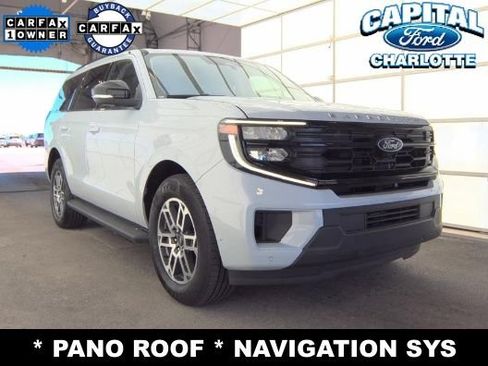 Used 2025 Ford Expedition Active RWD image 4