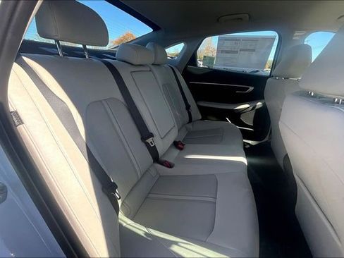 New 2026 Hyundai Sonata SEL image 28