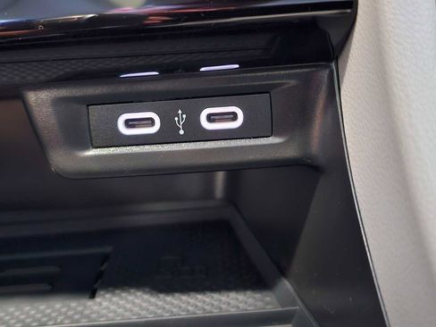 New 2025 Volkswagen Jetta SE image 34