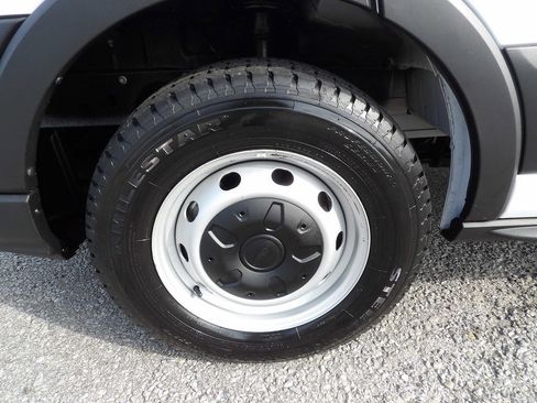 Used 2024 Ford Transit 250 148 Medium Roof w/ Load Area Protection Package image 45