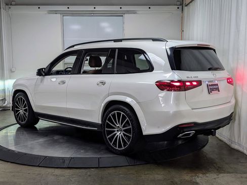 Used 2024 Mercedes-Benz GLS 450 4MATIC w/ Pinnacle Trim Package image 7