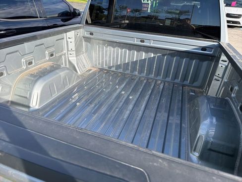 Used 2025 GMC Sierra 1500 Elevation AWD/4WD image 14