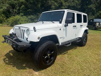 Used 2017 Jeep Wrangler Unlimited Sahara w/ Connectivity Group