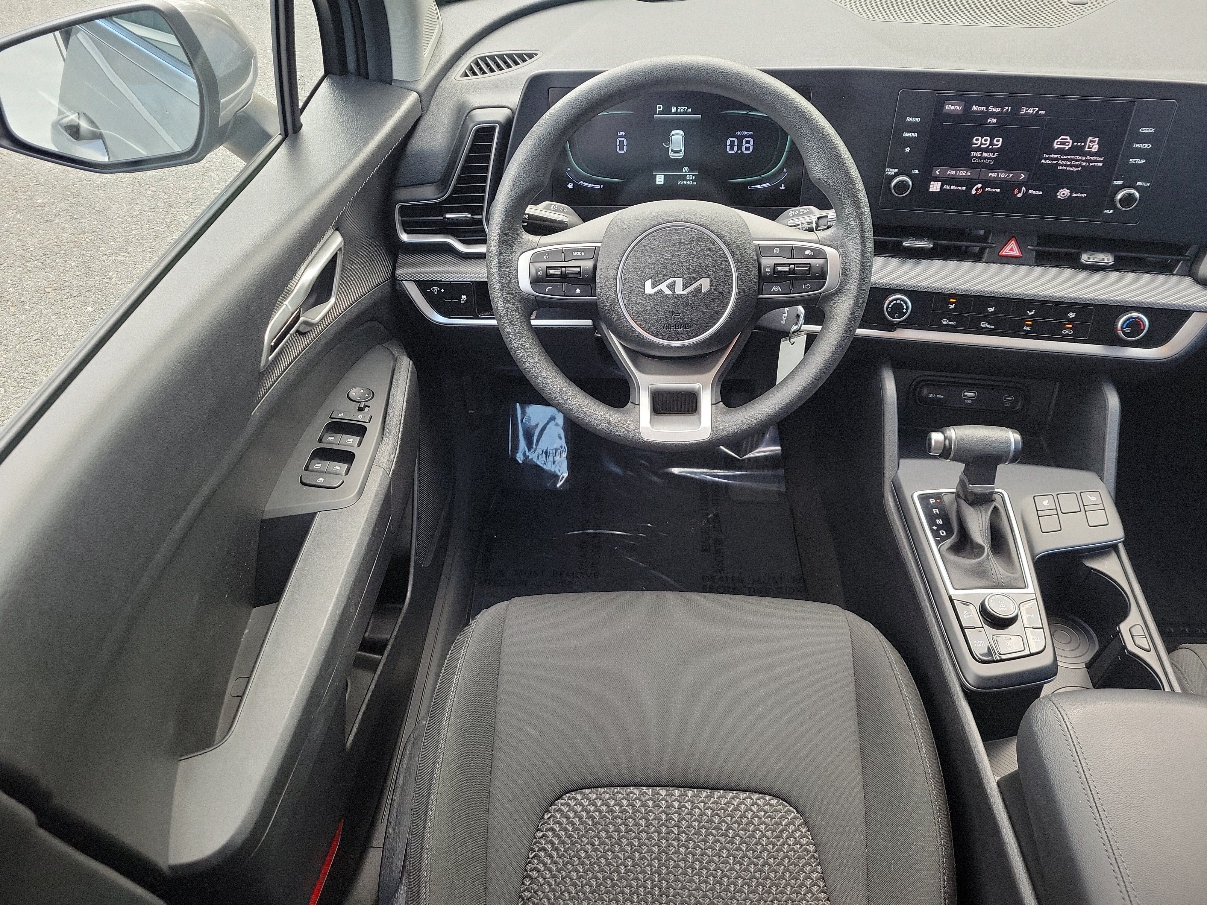 Used 2023 Kia Sportage LX AWD/4WD image 19