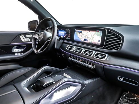 Certified 2025 Mercedes-Benz GLE 350 4MATIC image 17