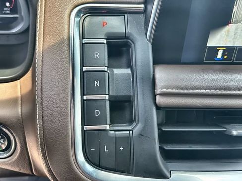 Used 2023 Chevrolet Tahoe High Country w/ LPO, Illumination Package AWD/4WD image 15