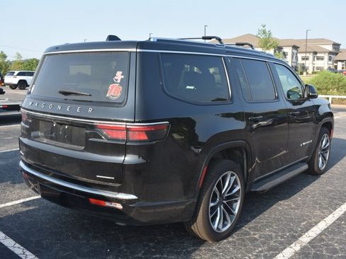 Used 2023 Jeep Wagoneer Series II w/ Premium Group I AWD/4WD image 5