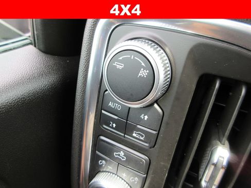 Used 2019 GMC Sierra 1500 SLE w/ SLE Value Package AWD/4WD image 27