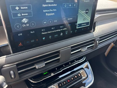 New 2026 Lincoln Corsair Grand Touring AWD/4WD image 21