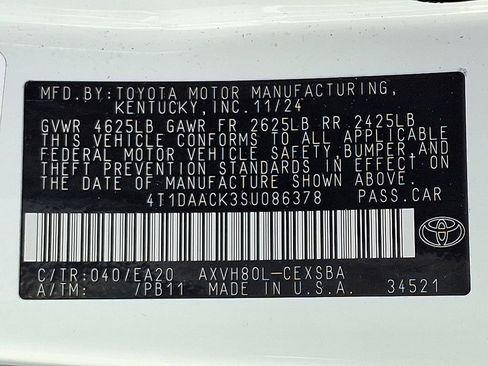 Used 2025 Toyota Camry SE w/ Convenience Package image 27