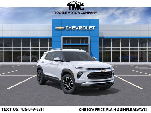 New 2026 Chevrolet TrailBlazer LT w/ Driver Confidence Package AWD/4WD image 1