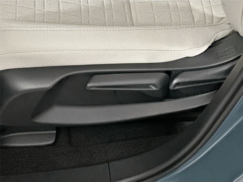New 2026 Honda HR-V LX image 20