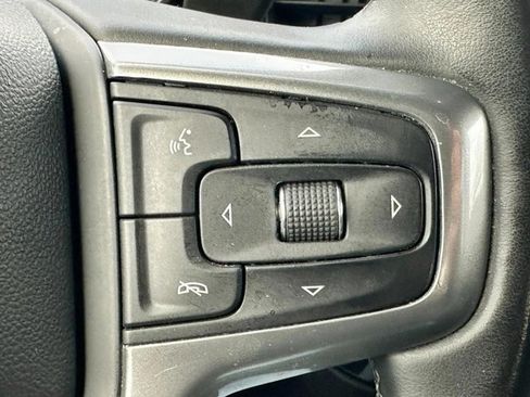 Used 2025 Chevrolet Silverado 1500 LT AWD/4WD image 19
