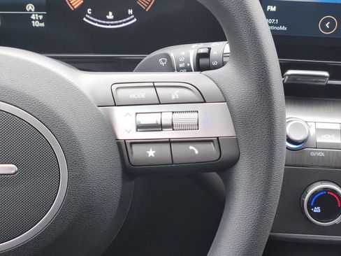 New 2026 Hyundai Kona SE image 26