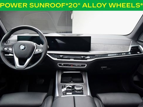 Used 2024 BMW X5 xDrive40i w/ Premium Package AWD/4WD image 4