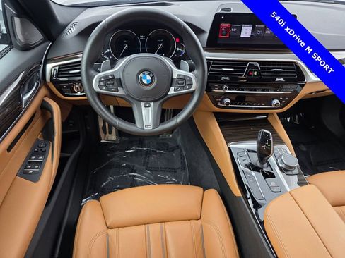 Used 2019 BMW 540i xDrive w/ M Sport Package image 13