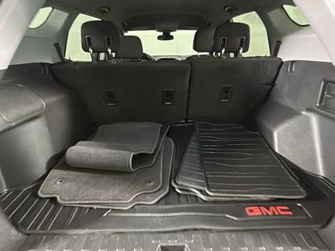 Used 2020 GMC Terrain SLE w/ Driver Convenience Package AWD/4WD image 28