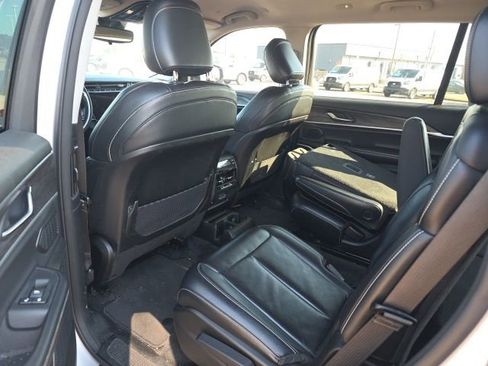 Used 2021 Jeep Grand Cherokee L Limited image 9