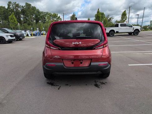Used 2022 Kia Soul LX FWD image 6