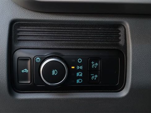 New 2026 Ford F250 XL w/ XL Chrome Package image 22