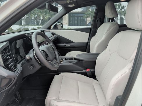 Certified 2026 Lexus TX 350 AWD w/ Technology Package image 11