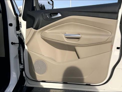 Used 2014 Ford C-MAX Energi SEL w/ Equipment Group 303A image 24