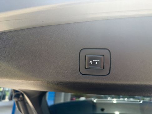 Used 2022 Buick Encore GX Select w/ Sport Touring Package FWD image 29