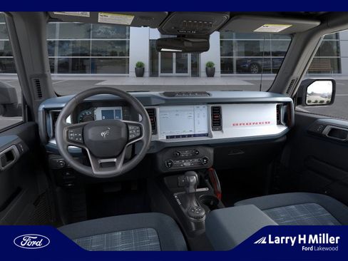 New 2025 Ford Bronco Heritage Edition image 9