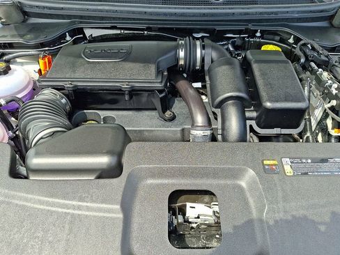 Certified 2026 Jeep Cherokee Limited AWD/4WD image 31
