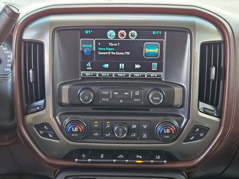 Used 2015 Chevrolet Silverado 1500 High Country w/ High Country Premium Package image 17