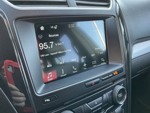 Used 2017 Ford Explorer XLT w/ Equipment Group 202A image 23