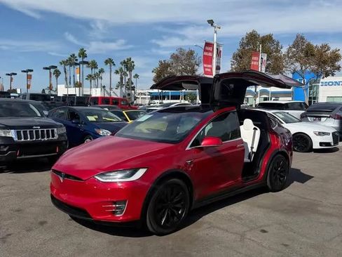 Used 2017 Tesla Model X 100D AWD/4WD image 6