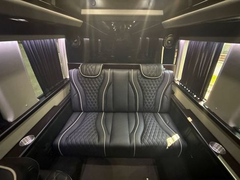 Used 2021 Mercedes-Benz Sprinter 3500 image 26