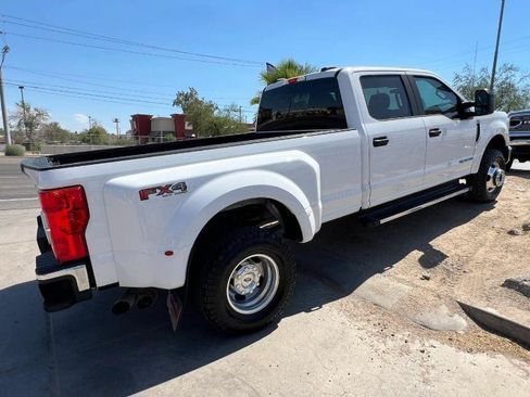 Used 2021 Ford F350 XL w/ STX Appearance Package AWD/4WD image 4