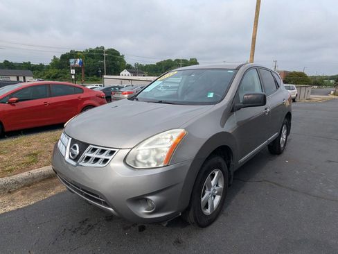 Used 2012 Nissan Rogue S w/ Special Edition Pkg AWD/4WD image 3