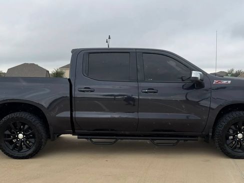 Used 2023 Chevrolet Silverado 1500 LT AWD/4WD image 10