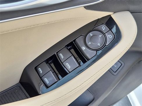 Certified 2022 Cadillac CT5 Luxury image 22