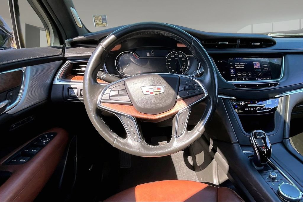 Used 2021 Cadillac XT5 Premium Luxury FWD image 5