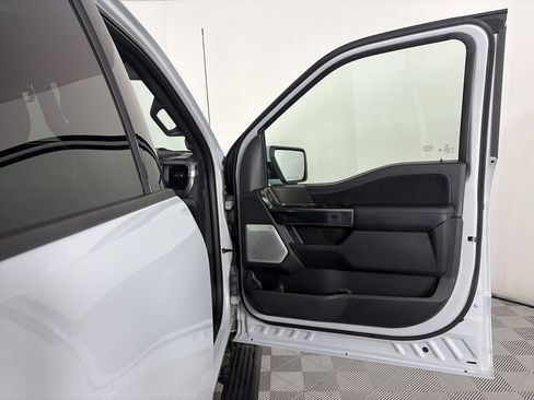 Used 2025 Ford F150 Platinum w/ Equipment Group 702A High image 33