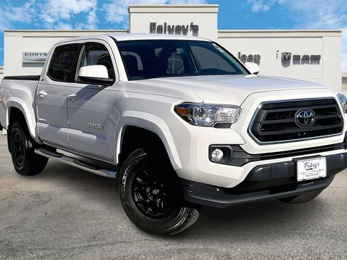 Used 2022 Toyota Tacoma 4x4 Double Cab image 11