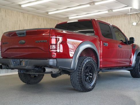 Used 2017 Ford F150 Raptor w/ Equipment Group 801A Mid image 10