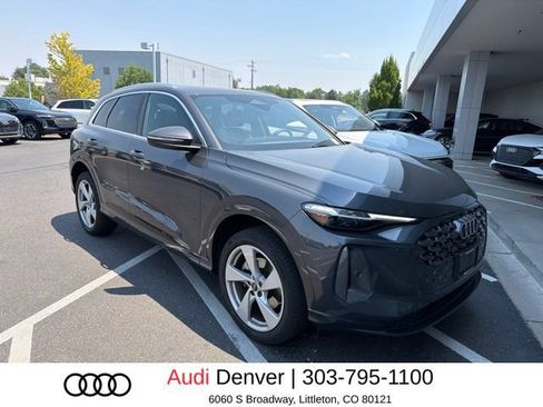 Used 2025 Audi Q5 Premium w/ Premium Plus AWD/4WD image 3