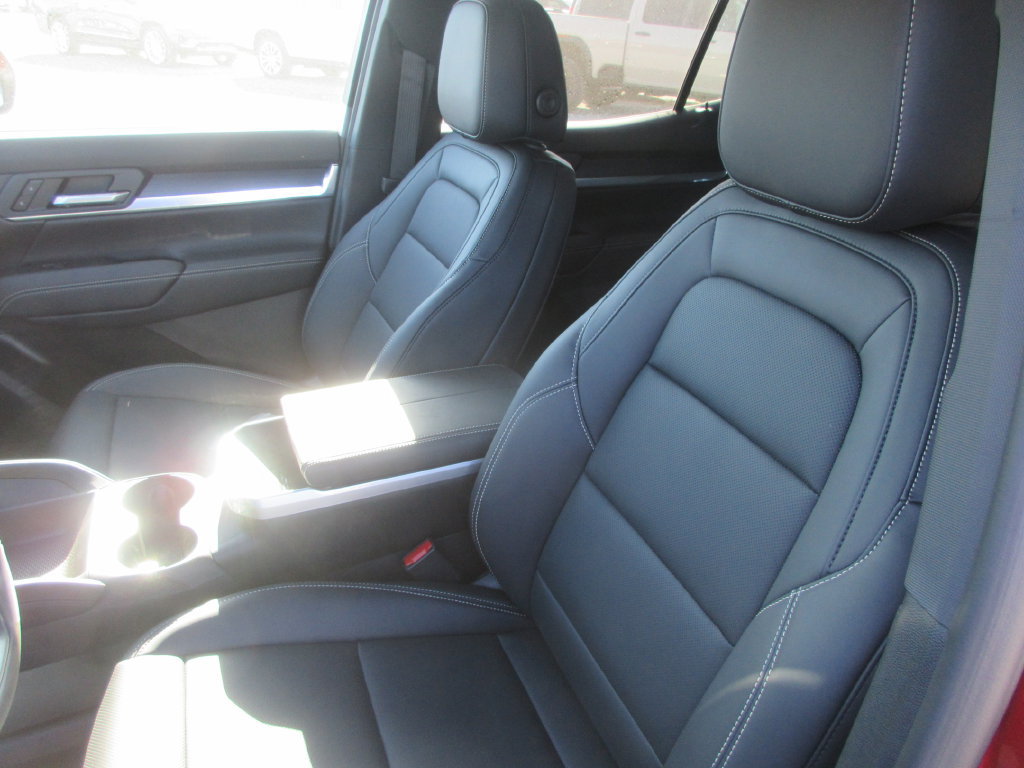 New 2027 GMC Terrain Elevation w/ Elevation Premium Package FWD image 11