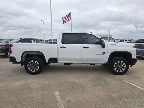 Certified 2025 Chevrolet Silverado 2500 Custom w/ Custom Value Package AWD/4WD image 2