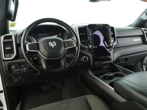 Used 2021 RAM 1500 Big Horn AWD/4WD image 2