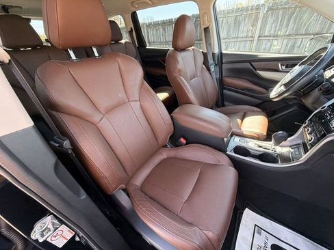 Used 2019 Subaru Ascent Touring w/ Popular Package #2A image 33