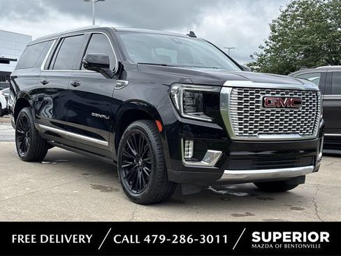 Used 2022 GMC Yukon XL Denali AWD/4WD image 1