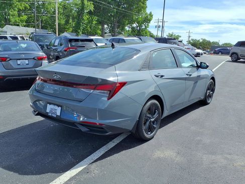 Used 2023 Hyundai Elantra SEL FWD image 27