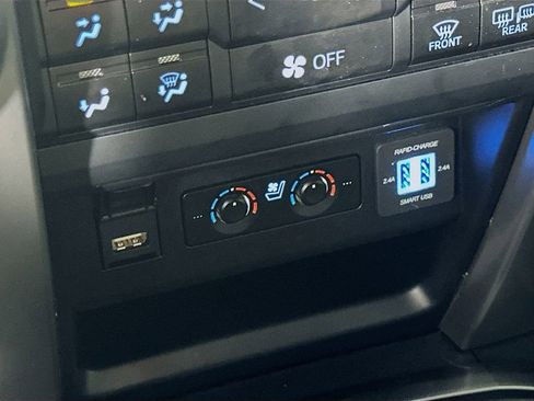 Used 2022 Toyota 4Runner Limited RWD image 31
