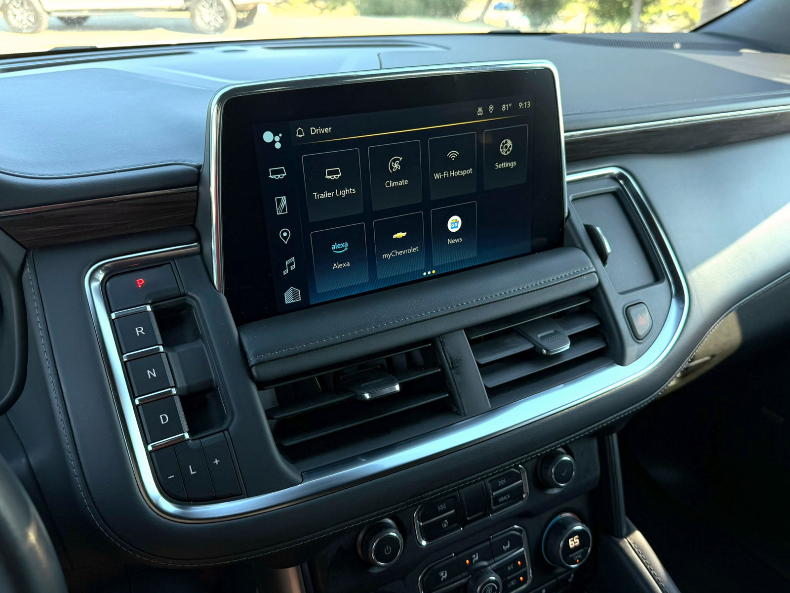 Used 2023 Chevrolet Tahoe LT RWD image 16